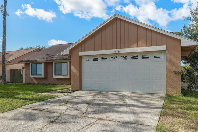 Photo - 15846 Country Lake Dr