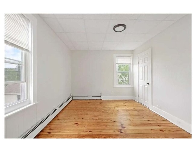 411 Rathbun St Unit 2