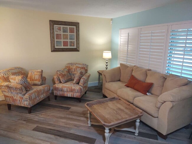 Photo - "Fully Furnished 2-Bedroom 2 Full Baths in New Port Richey – Your Perfect Retreat Awaits!"