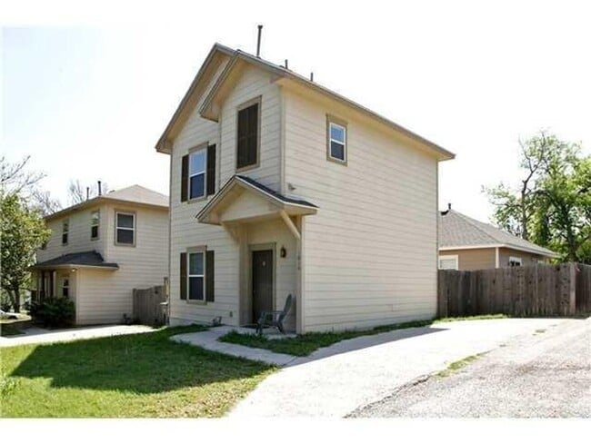 Photo - Townhome available off East MLK