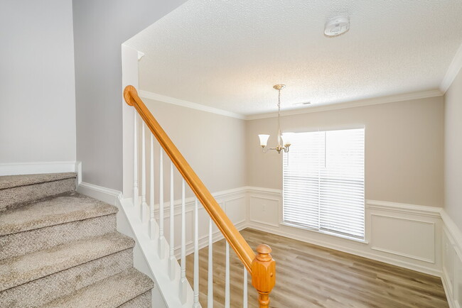 Photo - 4529 Capstone Dr