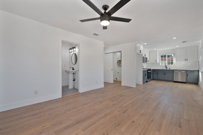 Photo - 2657 2nd Ave Unit 2659