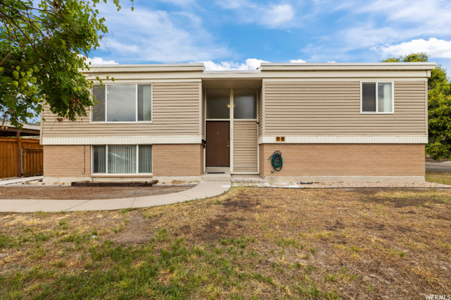Photo - 1730 Baroness Pl Apartment Unit 2