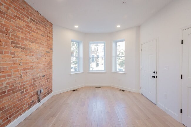 Photo - 3607 13th St NW Unidad 1