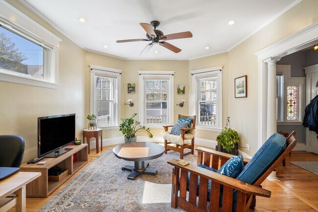 Photo - 67 Ossipee Rd