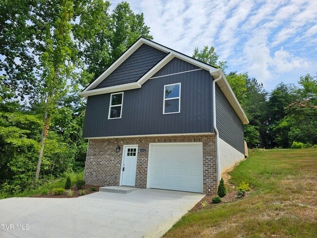 Building Photo - 1412 Indian Ridge Rd Rental