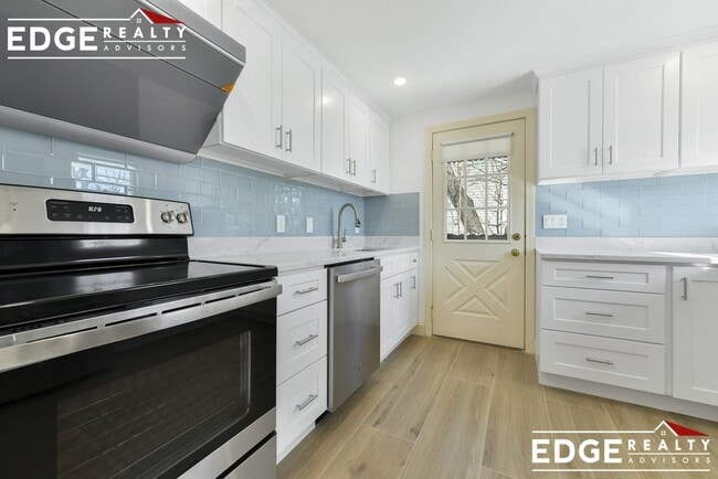 Photo - 105 Hamilton Rd