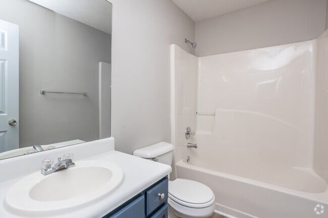 2BR, 1.5BA - 1,083SF