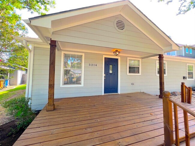 Photo - 5214 Valley Oak Dr