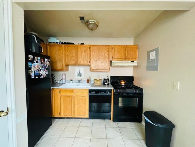 Photo - 162 N 400 W St Unit Apt 1