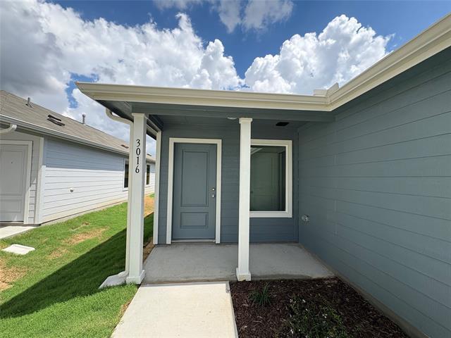 Photo - 3016 Burmese St