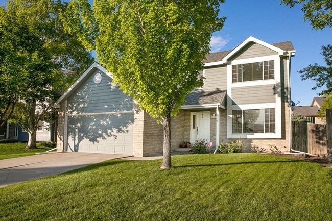 Photo - Spacious and Serene Home with Ideal Location near Parks, Trails, and Schools!
