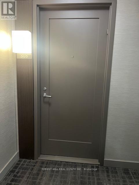 Photo - 310 Tweedsmuir Ave