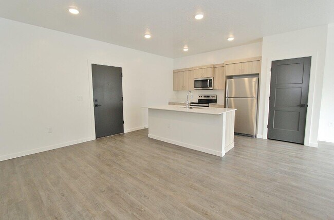 Photo - 3906 Brian Ave. Unidad 207