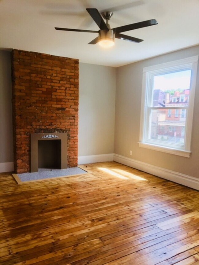 Photo - 5533 Black St Unidad Apt 3