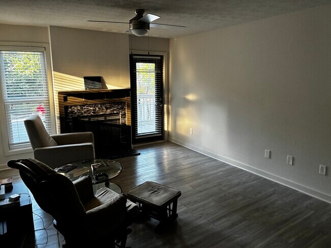 321 Holcombs Pond Ct Unit Broadleaf at Holcombs
