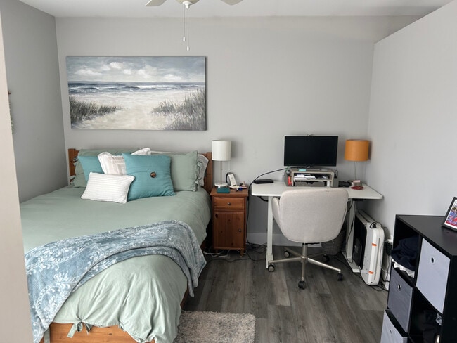 Photo - 1837 Winn Aly Apartamento