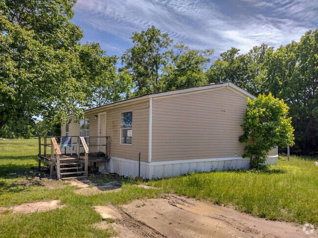 Building Photo - 144 Private Rd 3376 F Rental