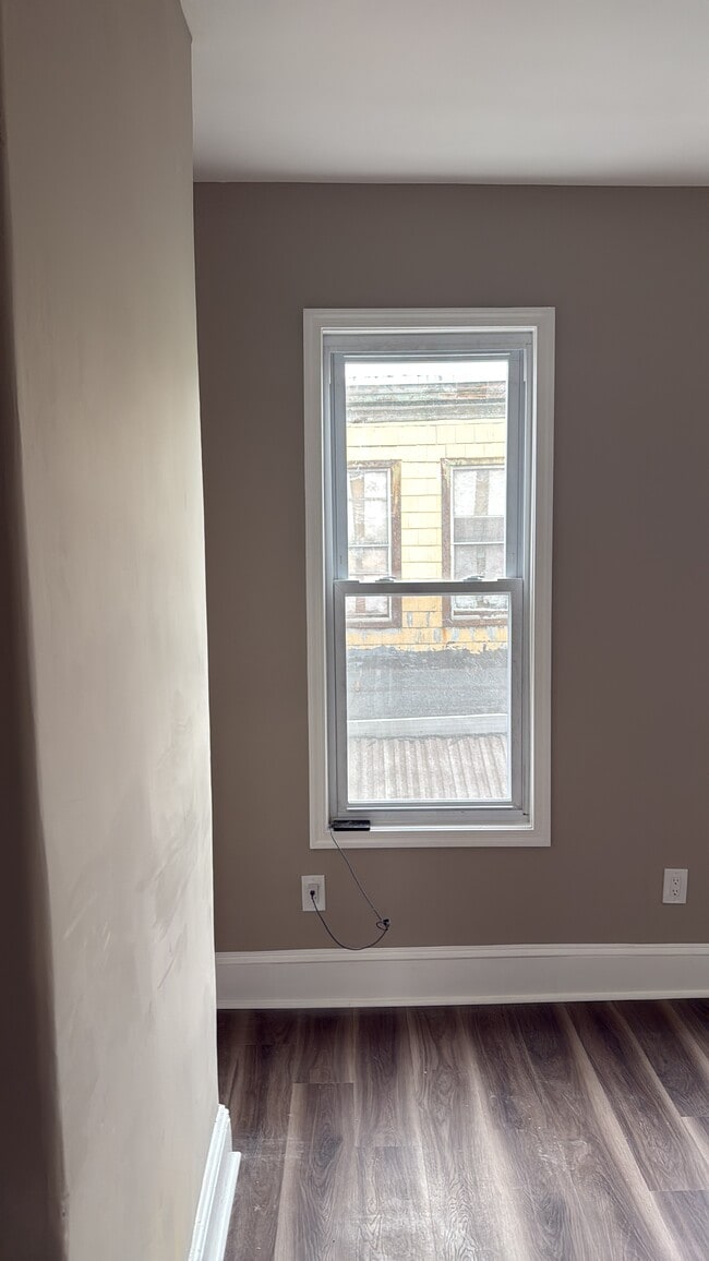 Photo - 2329 N Cleveland St