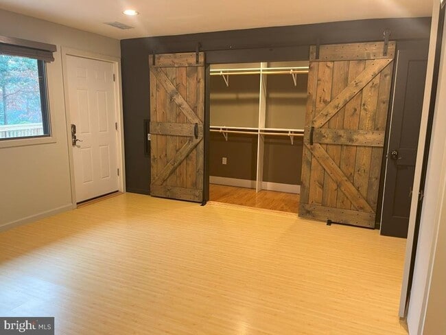 Photo - 10401 Pearl St