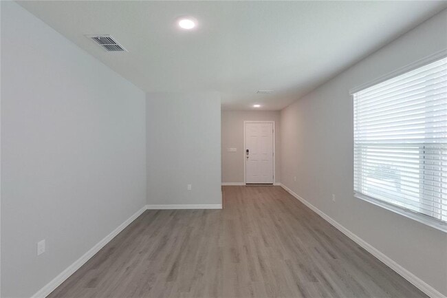 Photo - 8700 SW 43rd Ter