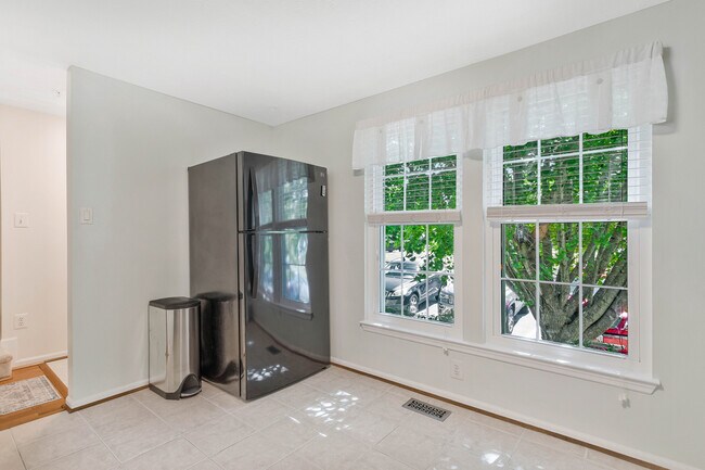 Photo - 1226 Quaker Ridge Dr