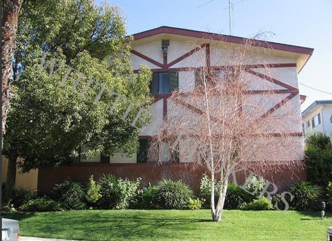 Building Photo - 6308 Milton Ave