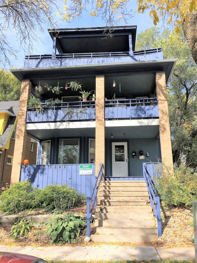 Photo - 1242 E Mifflin St