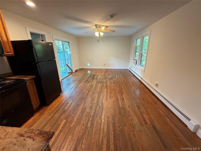 20 Pitts Ave