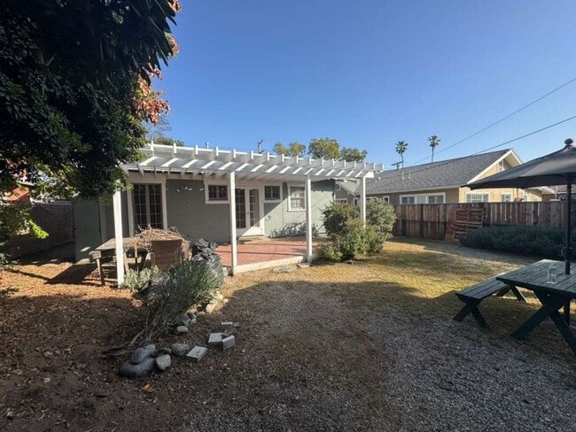 Photo - For Lease – Updated 2BR Home in Pasadena