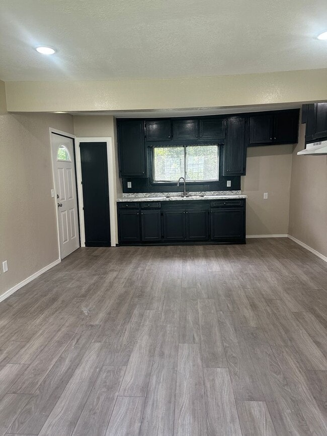 Photo - $1,200 Move-in-Special