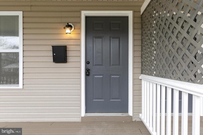 Photo - 1024 Collings Ave