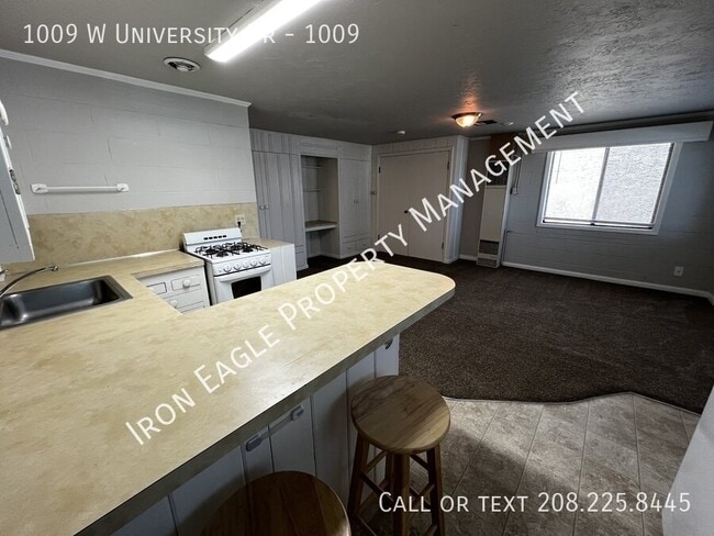 Photo - 1009 W University Dr Unit 1009