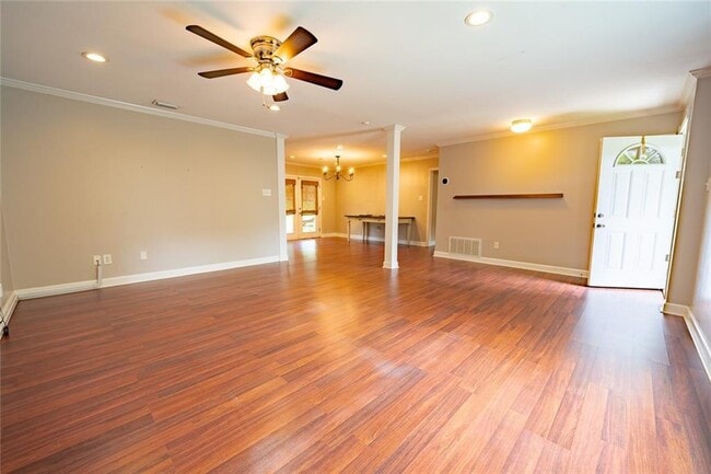 Photo - 5412 Timberlane Dr