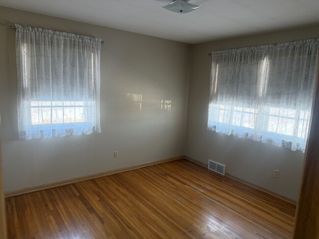 Photo - 901 S Clifton Ave