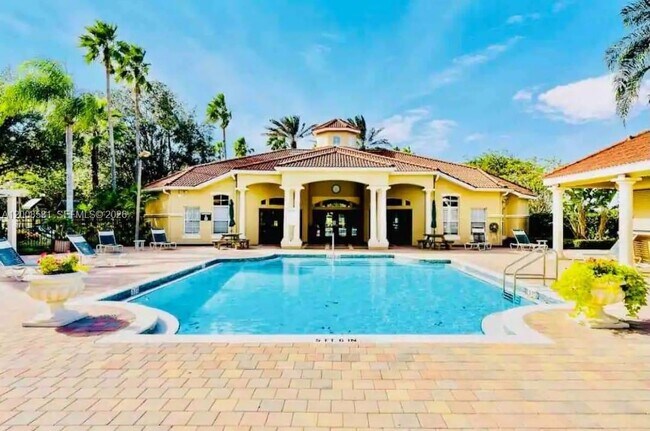 Photo - 8520 Sunrise Key Dr