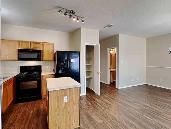 Photo - 20534 Patriot Park Ln