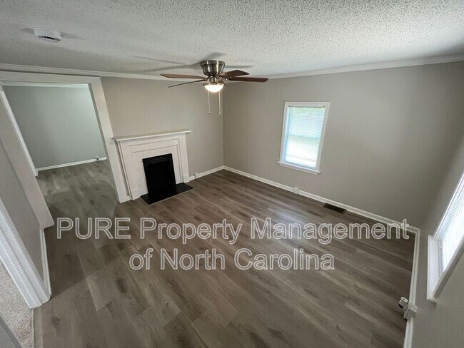 Photo - 65 Barber St NW