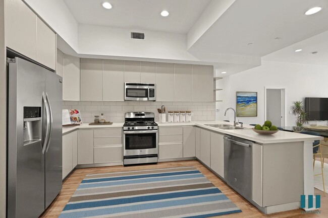 Building Photo - 5308 Sepulveda Blvd Rental