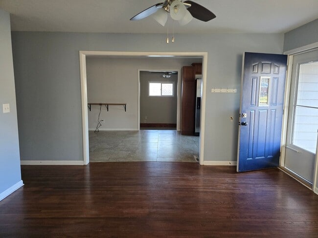 Photo - 3 BED 1.5 BATH HOME IN PARK CITY