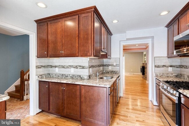 Photo - 1632 Angus Ct