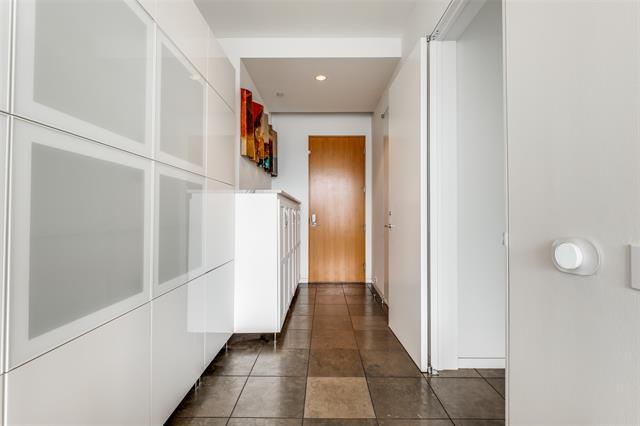 Photo - 2430 Victory Park Ln Unit 2206