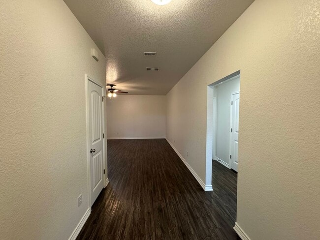 Photo - 1417 E Jasper Dr