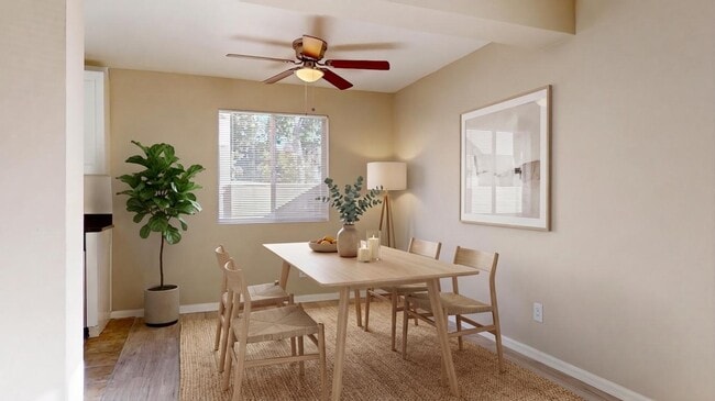 Photo - 20251 Cohasset St Unit 5