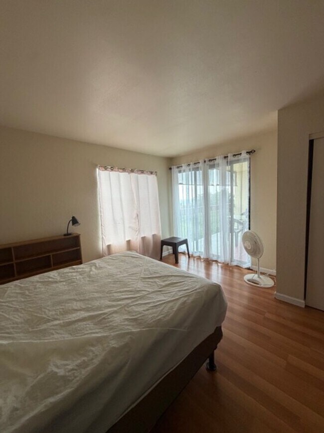 Photo - $1,500 / 1 Bed / 2 Bath Furnished Condo (Kailua Kona) Unit 111