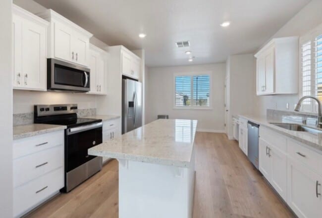 Photo - Newer Single Story 3 Bedroom Home for Rent in West Roseville