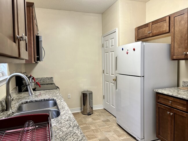 Photo - 4698 Twin Hickory Lake Dr, Glen Allen, VA 23059