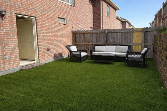 Photo - 114 Forest Dr Loop