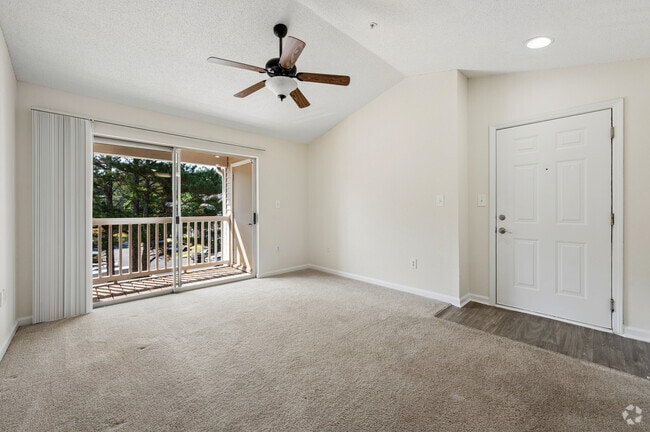 2BR, 1BA - 980SF - Living Room