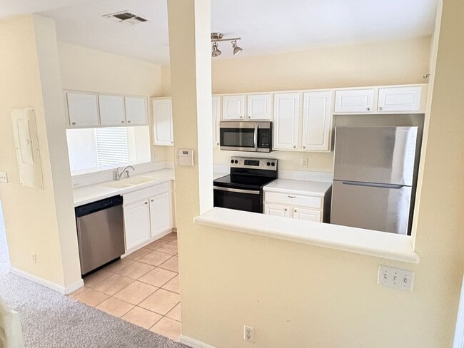 Photo - 2/2.5 Townhome in Fort Myers for Rent